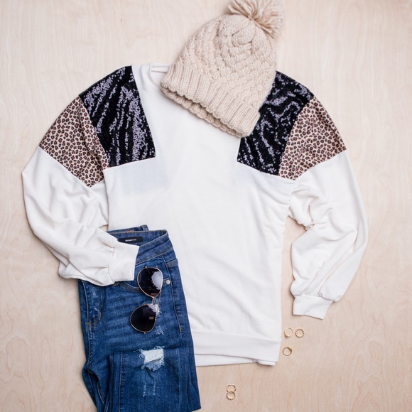 The Spotty Holiday Top - Picture 4 of 5